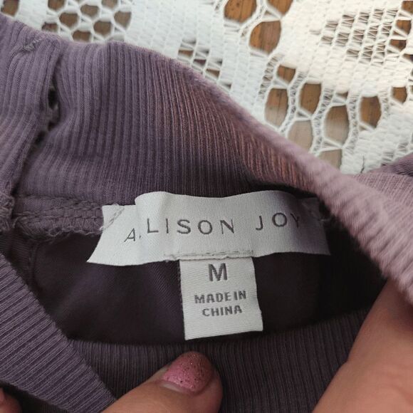 Allison Joy Top - Picture 2 of 8